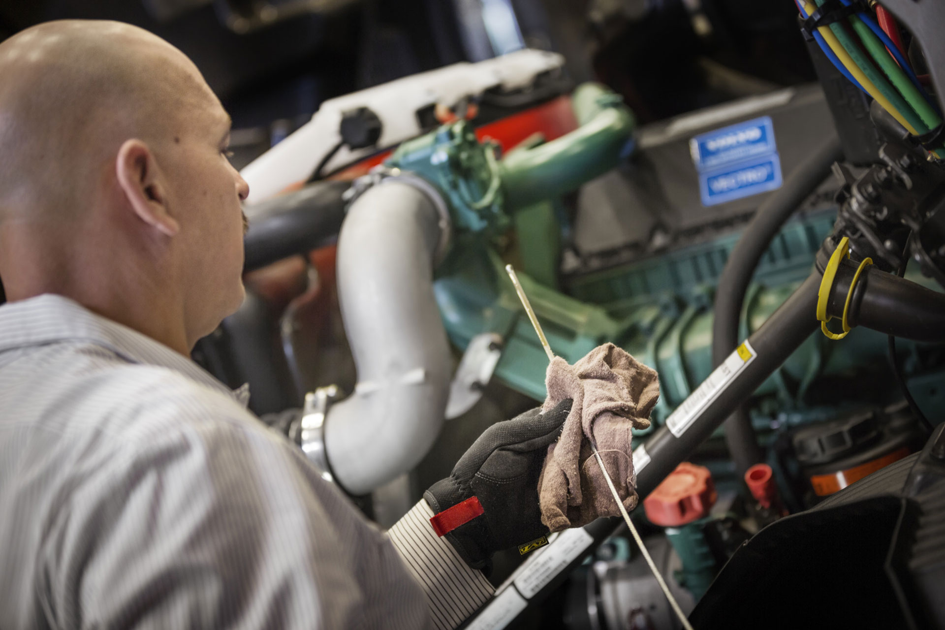 How Does a Volvo Certified Uptime Dealer Speed Up Your Truck Repair?