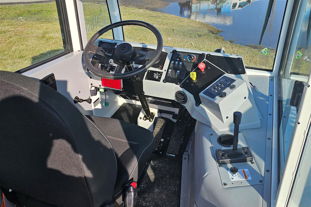 autocar interior 1024 autocar interior 1024